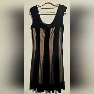 Black and cream velvet dress.